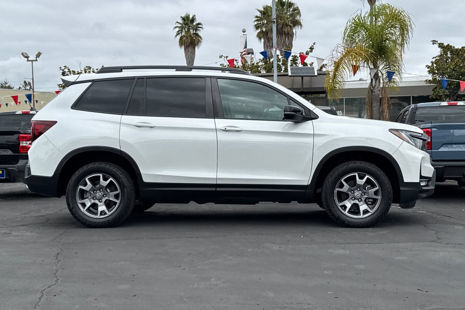 Used 2023 Honda Passport TrailSport image 27