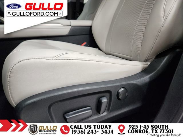 Used 2022 Lexus RX 350L FWD w/ Premium Package image 23