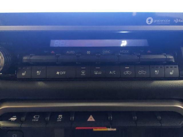 Used 2023 Toyota Tundra Limited image 25