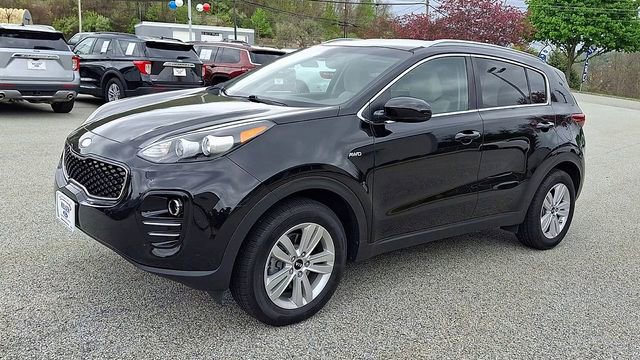 Used 2019 Kia Sportage LX w/ LX Popular Package AWD/4WD image 4