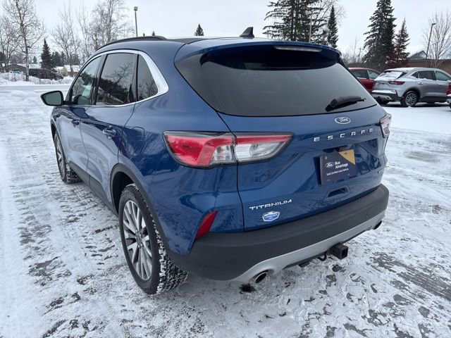 Certified 2022 Ford Escape Titanium w/ Class II Trailer Tow Package image 3