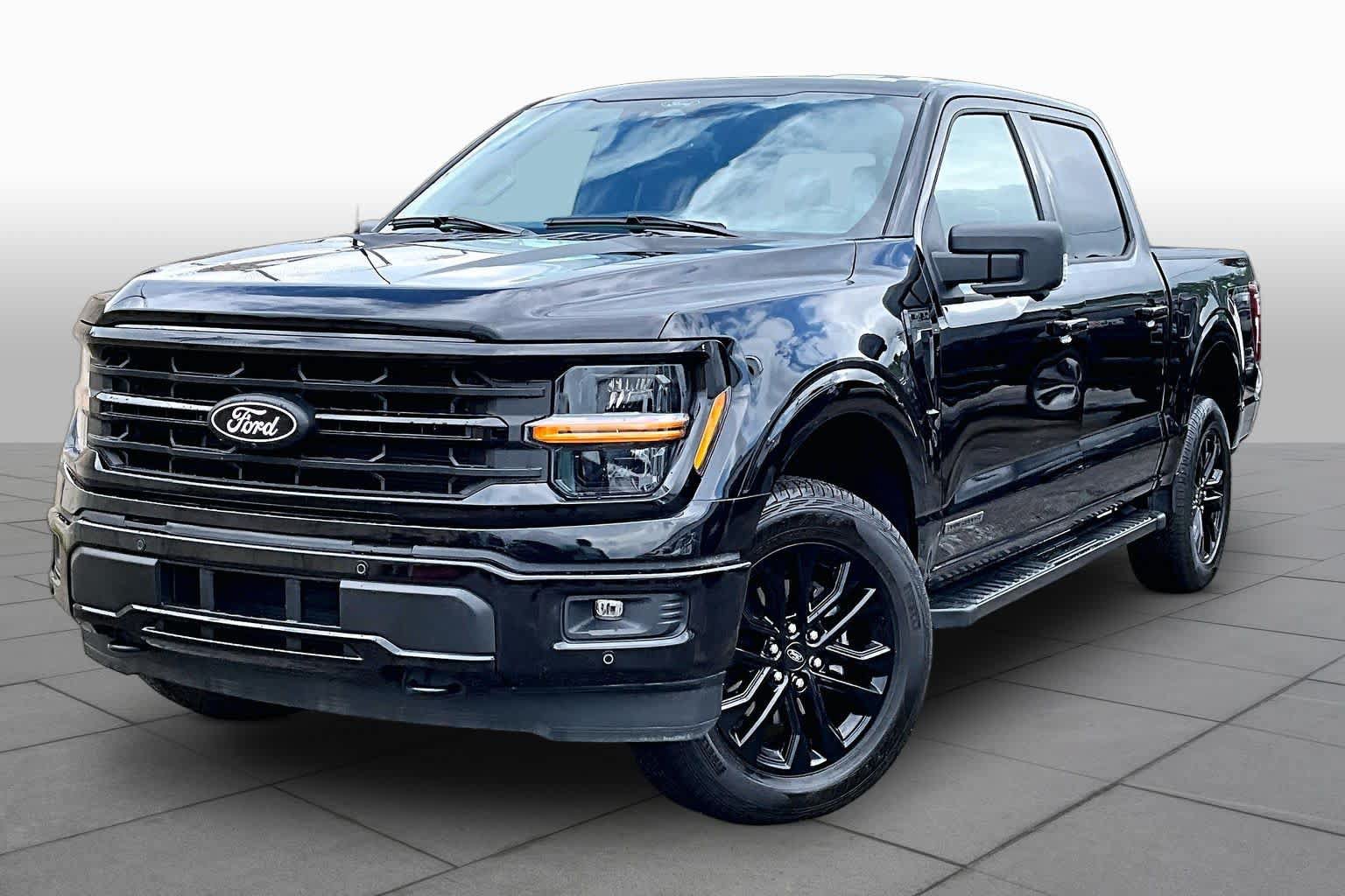 Certified 2025 Ford F150 XLT w/ Equipment Group 302A MID AWD/4WD image 40