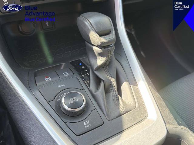 Used 2021 Toyota RAV4 LE AWD/4WD image 27