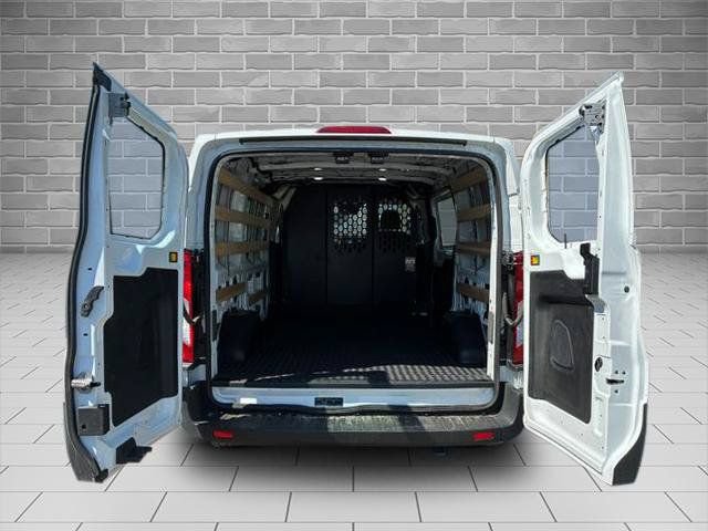 Certified 2025 Ford Transit 250 Low Roof w/ Exterior Upgrade Package RWD image 7