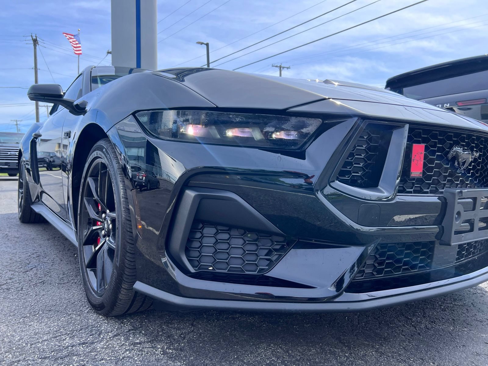 Certified 2025 Ford Mustang GT Premium RWD image 3
