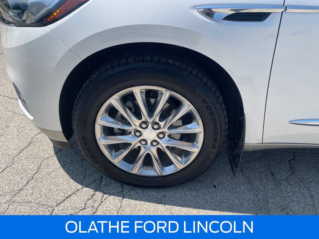 Used 2018 Buick Enclave Premium w/ Experience Buick Package AWD/4WD image 26