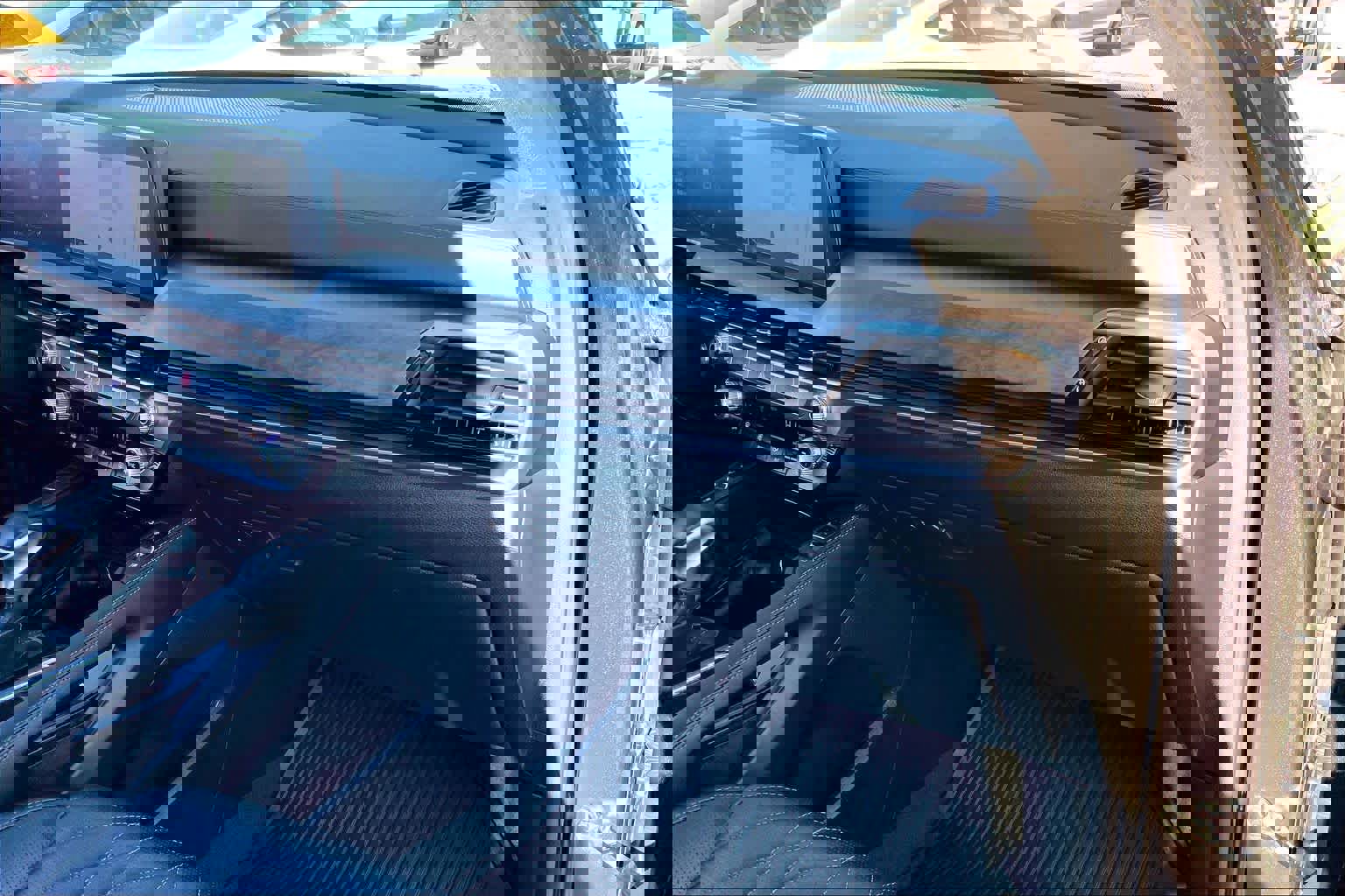 Used 2025 Kia Telluride SX Prestige X-Pro image 17