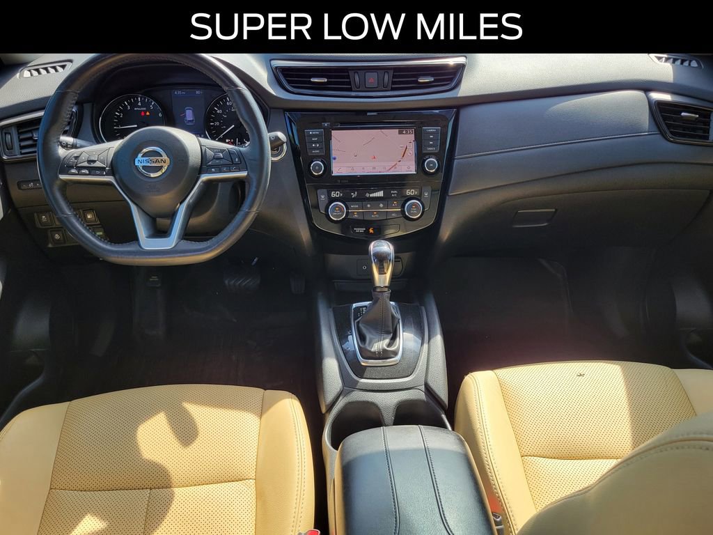 Used 2018 Nissan Rogue SV w/ Premium Package FWD image 8