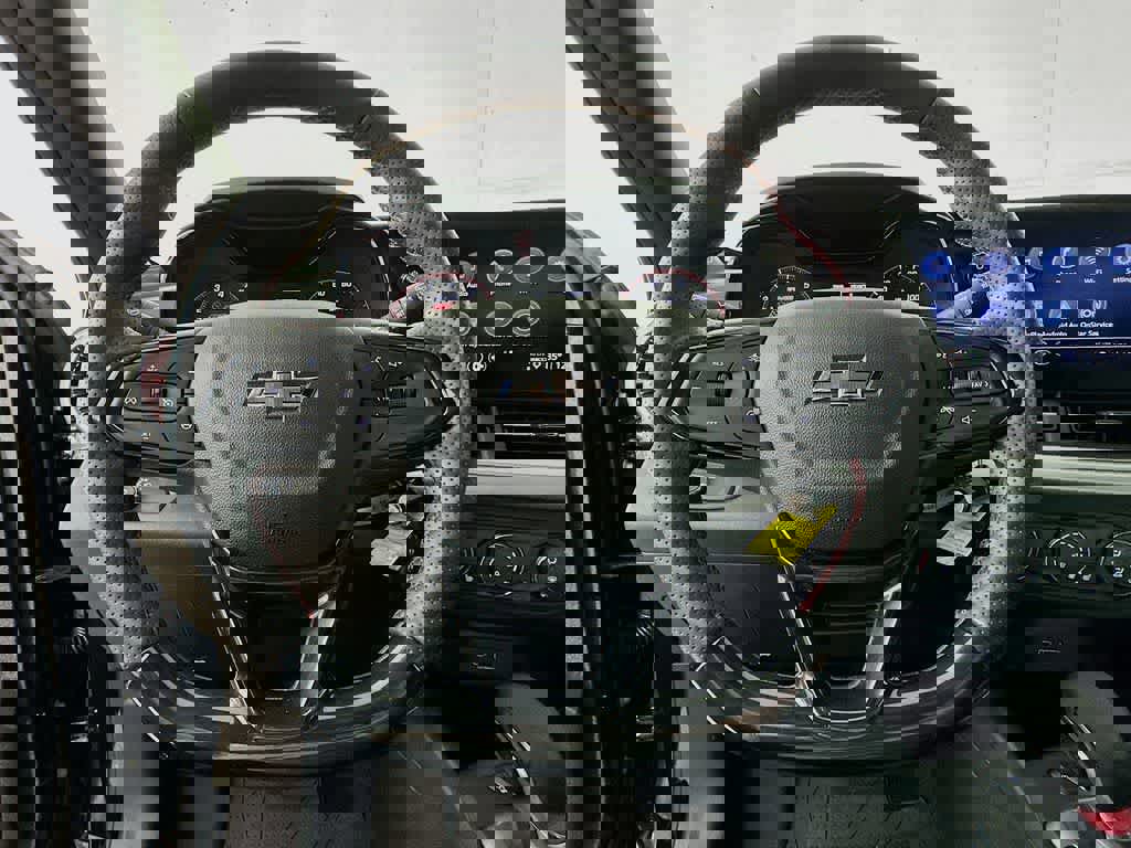 Used 2024 Chevrolet Trax RS image 18