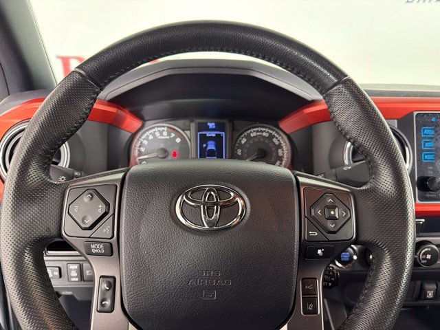 Used 2019 Toyota Tacoma TRD Off-Road AWD/4WD image 25