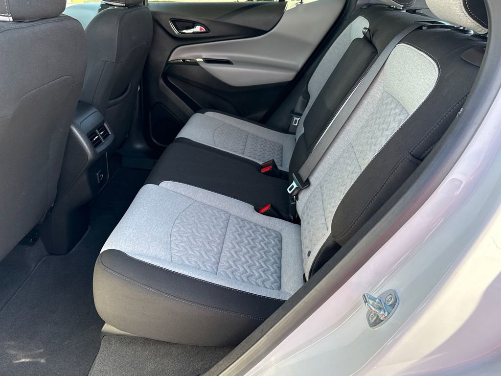Used 2023 Chevrolet Equinox LT w/ Driver Convenience Package image 21