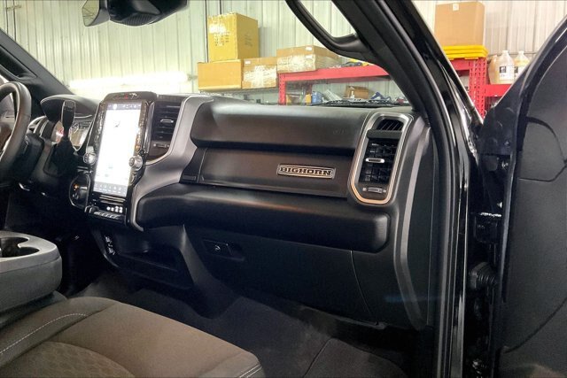 Used 2025 RAM 2500 Big Horn AWD/4WD image 18