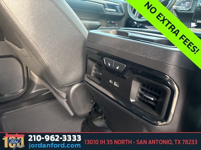 Used 2025 GMC Sierra 1500 AT4 w/ AT4 Premium Package AWD/4WD image 16