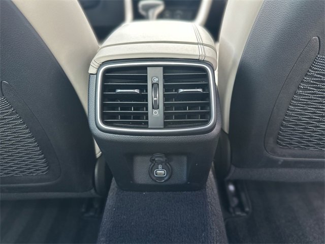 Used 2023 Genesis G70 3.3T w/ Sport Prestige Package image 25