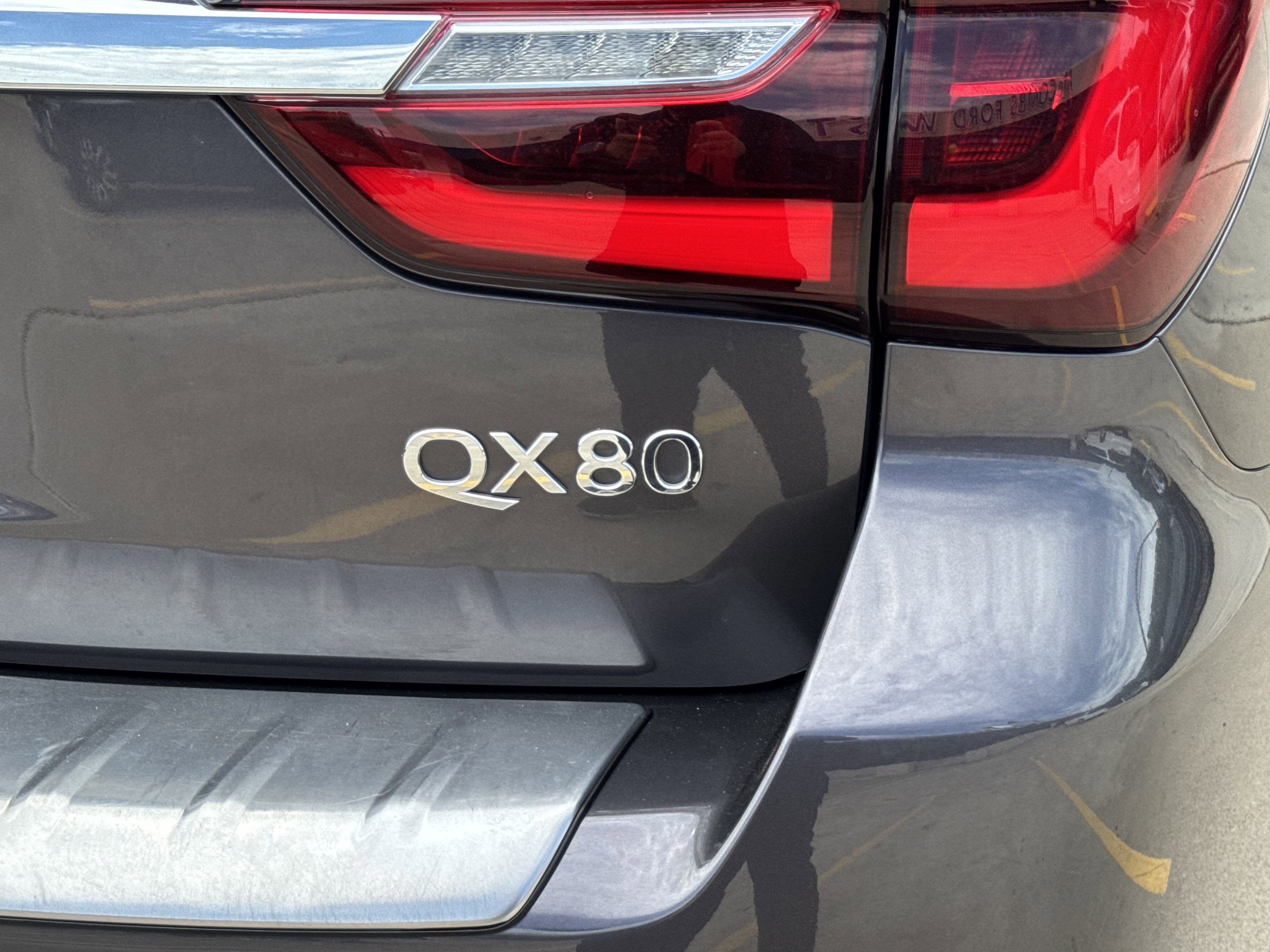 Used 2024 INFINITI QX80 Luxe image 10