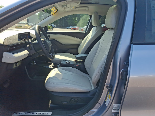 Certified 2022 Ford Mustang Mach-E Premium AWD/4WD image 13
