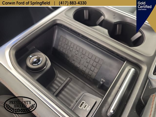 Certified 2025 Ford Expedition Active AWD/4WD image 30