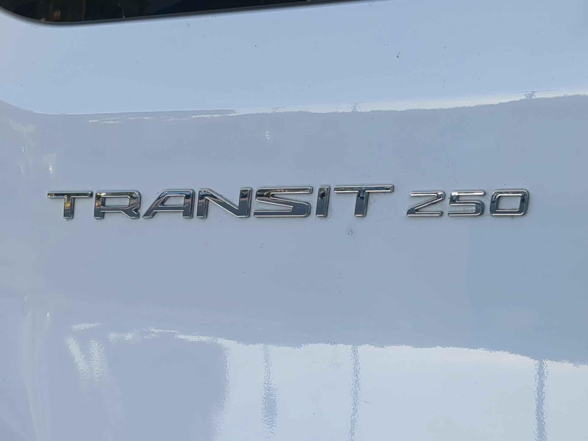 Certified 2025 Ford Transit 250 Low Roof w/ Exterior Upgrade Package RWD image 47