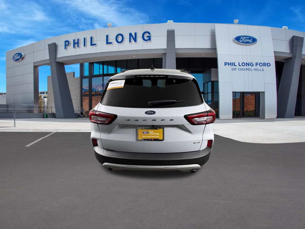 Certified 2025 Ford Escape SE FWD image 4
