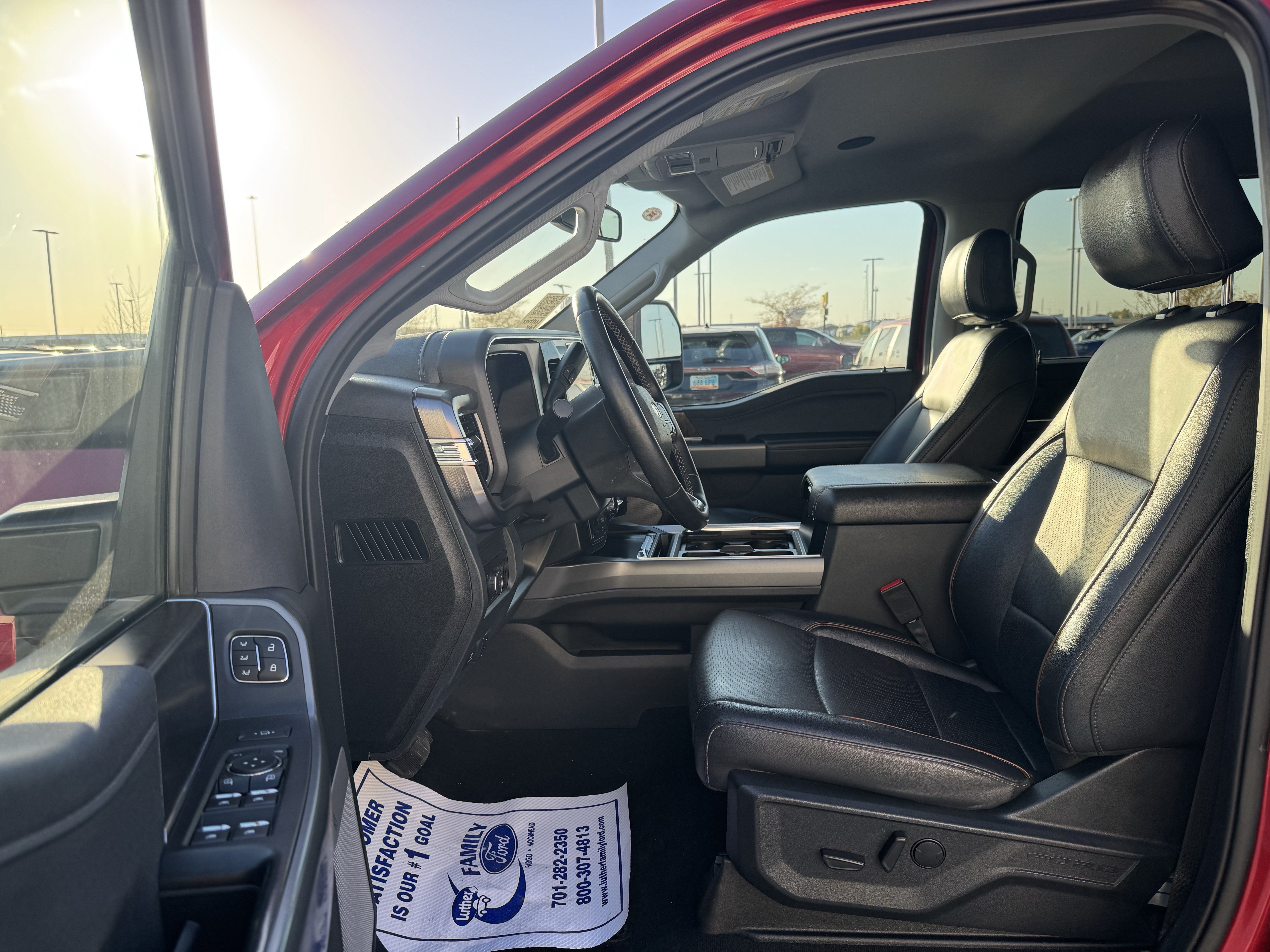 Certified 2025 Ford F350 Lariat w/ Lariat Ultimate Package AWD/4WD image 19
