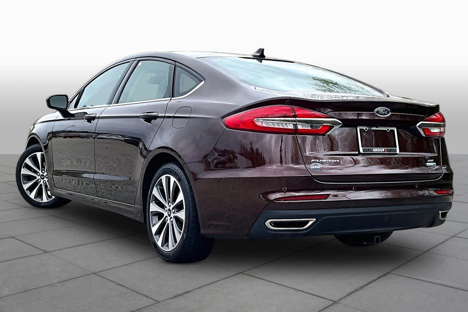 Certified 2019 Ford Fusion SE AWD/4WD image 11
