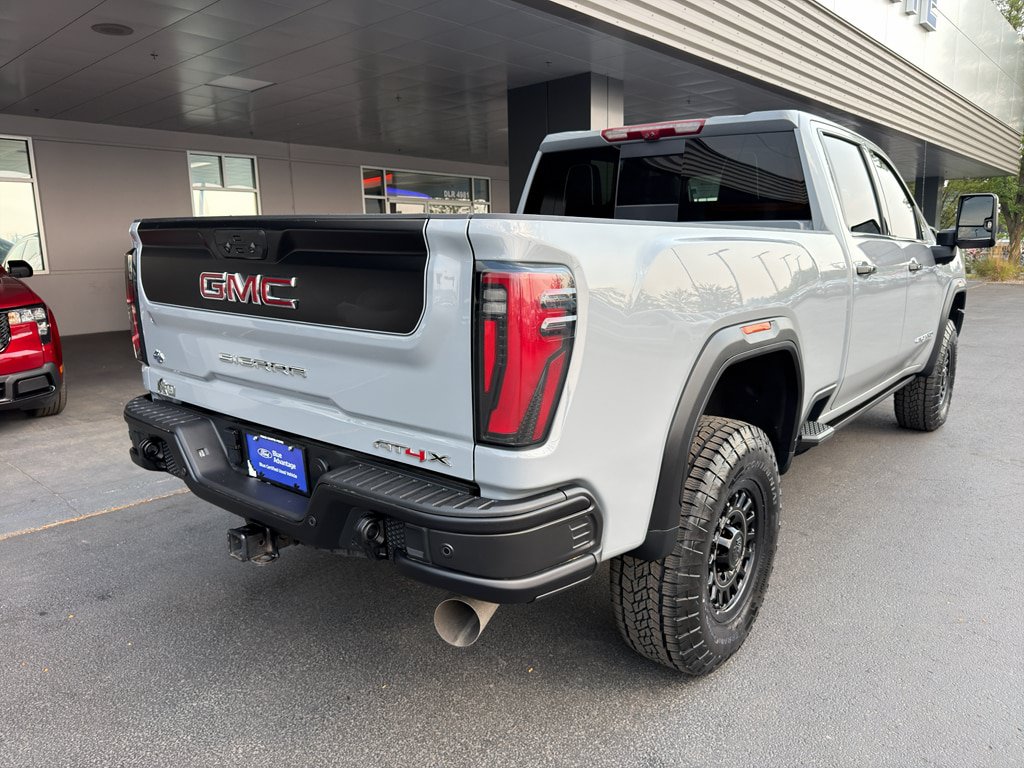 Used 2024 GMC Sierra 2500 AT4X w/ AT4X AEV Edition AWD/4WD image 16