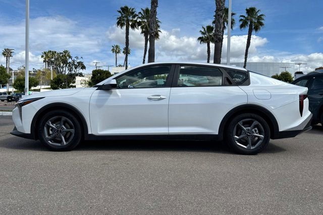 Used 2025 Kia K4 LXS image 6