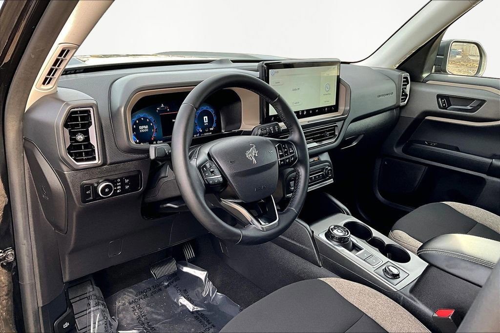 Certified 2025 Ford Bronco Sport Big Bend w/ Convenience Package image 14