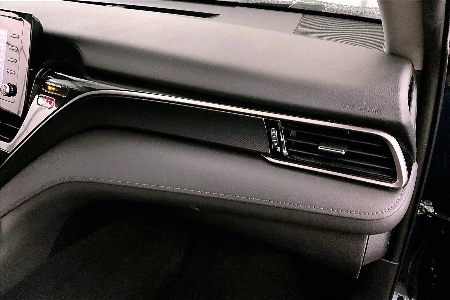 Used 2021 Toyota Camry LE w/ Cold Weather Package image 15