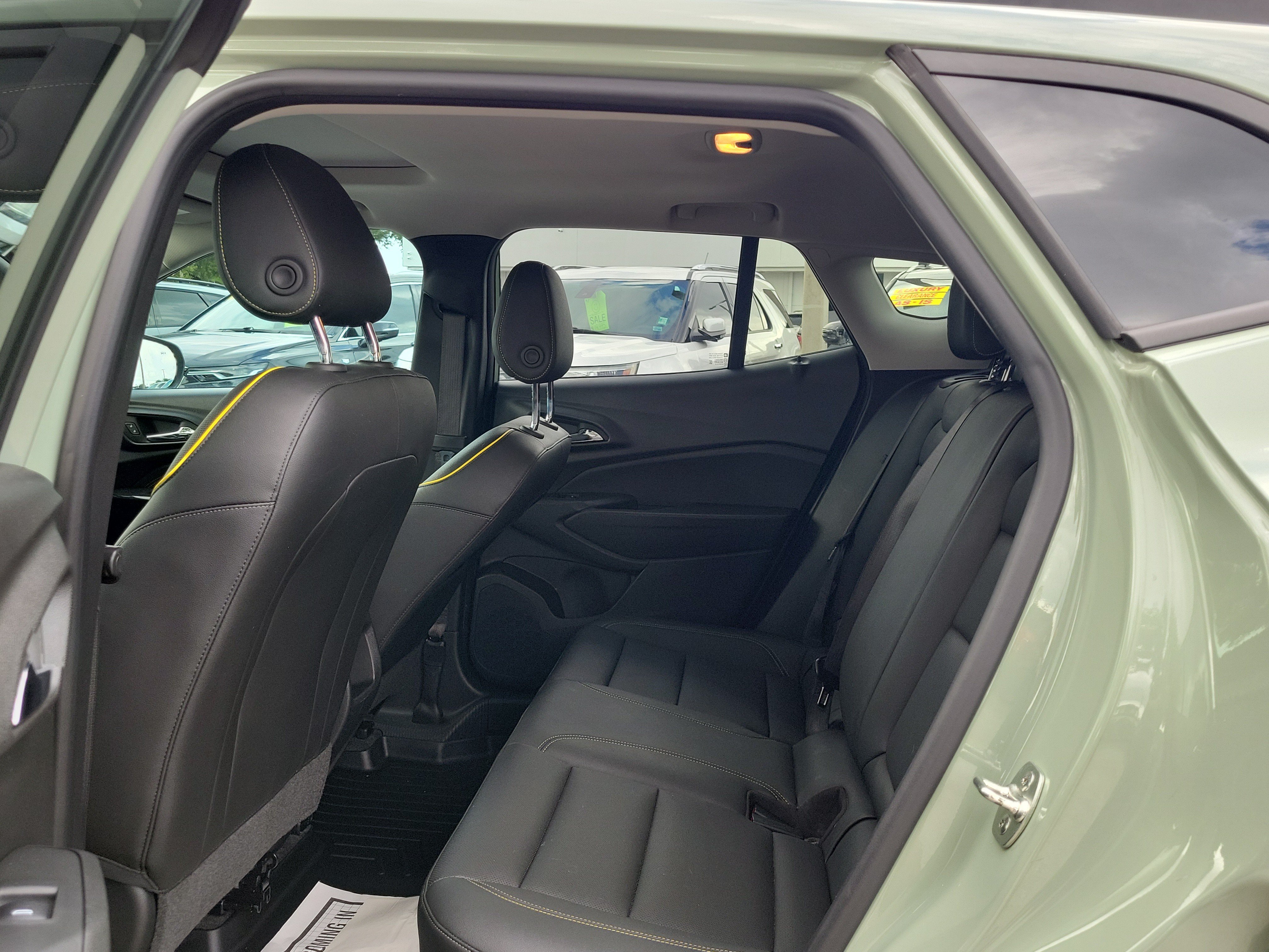 Used 2024 Chevrolet Trax ACTIV w/ Sunroof Package FWD image 12