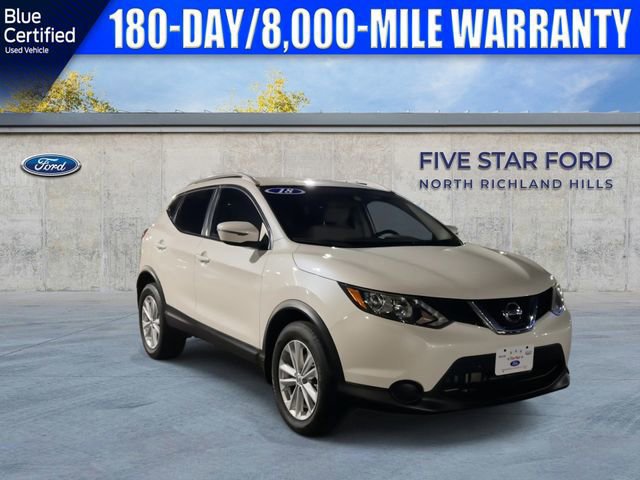 Used 2018 Nissan Rogue Sport SV image 2