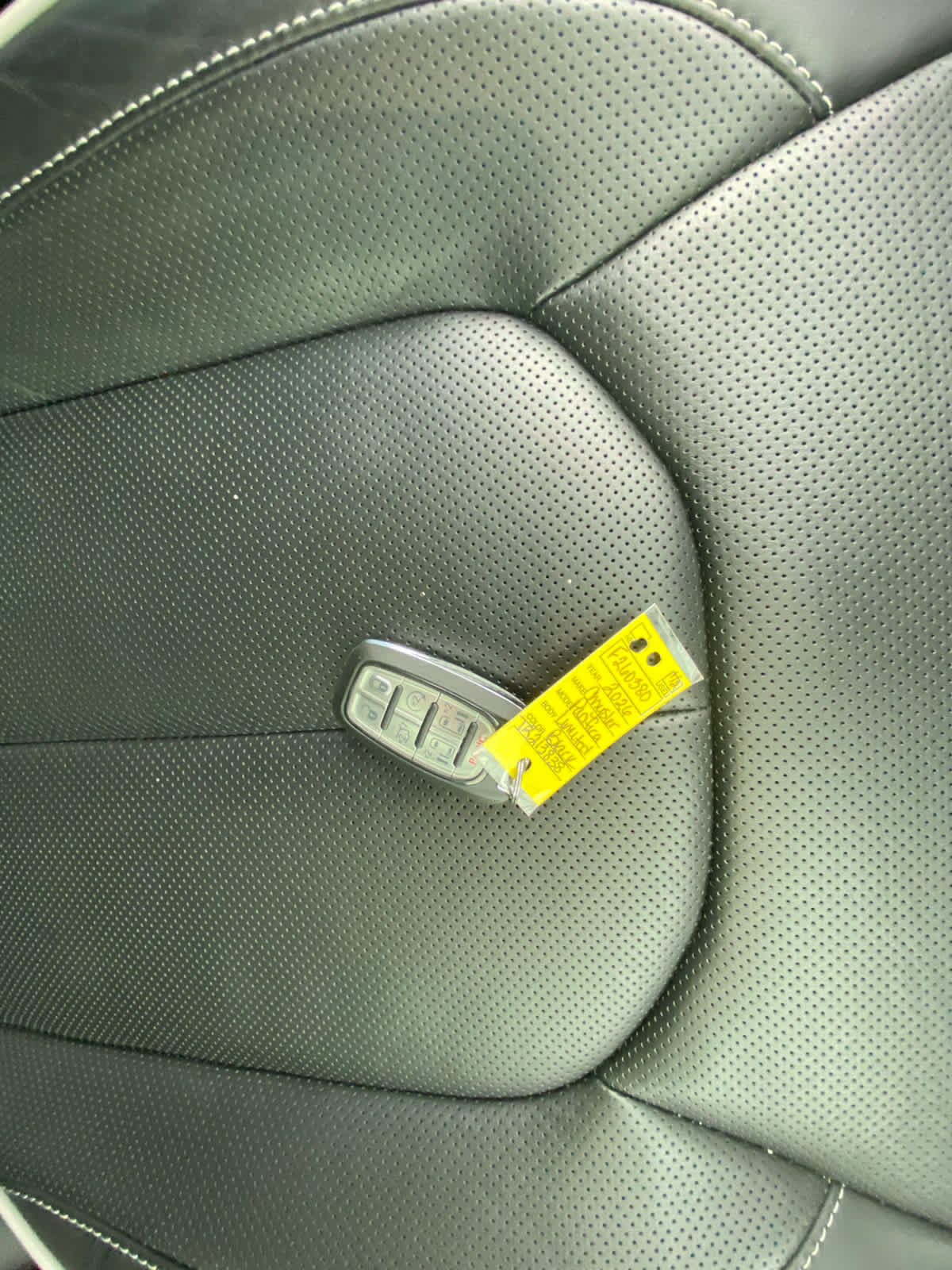 Used 2026 Chrysler Pacifica Limited FWD image 46