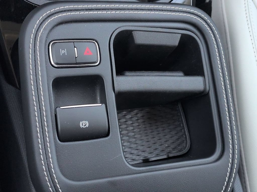 Certified 2025 Ford Mustang Mach-E Premium AWD/4WD image 23