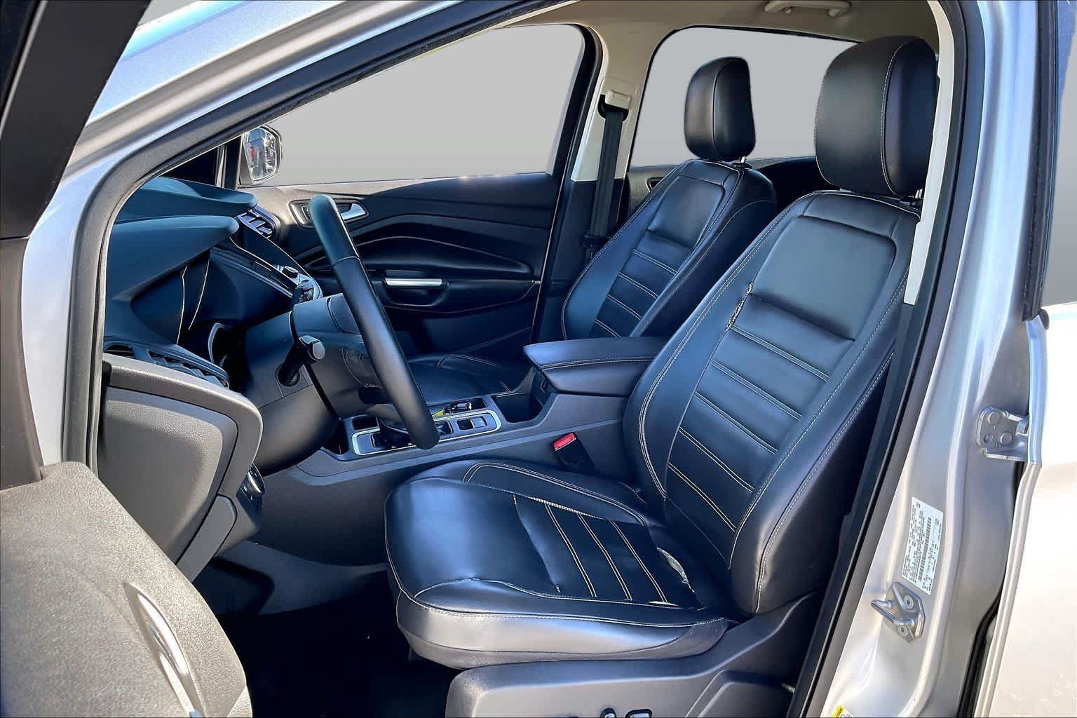 Certified 2019 Ford Escape SEL FWD image 8
