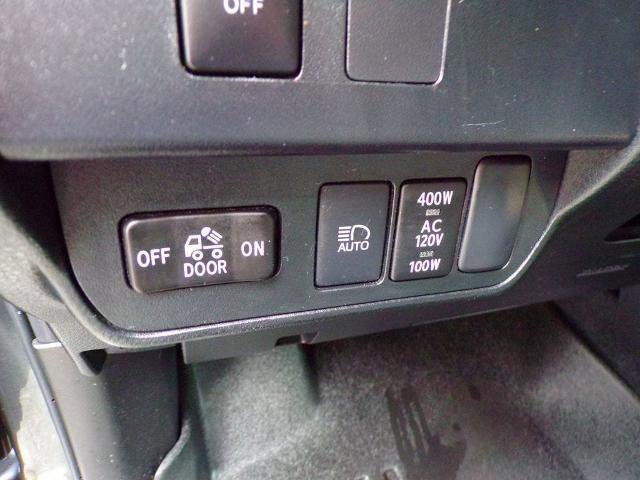 Used 2023 Toyota Tacoma TRD Sport w/ Technology Package AWD/4WD image 17