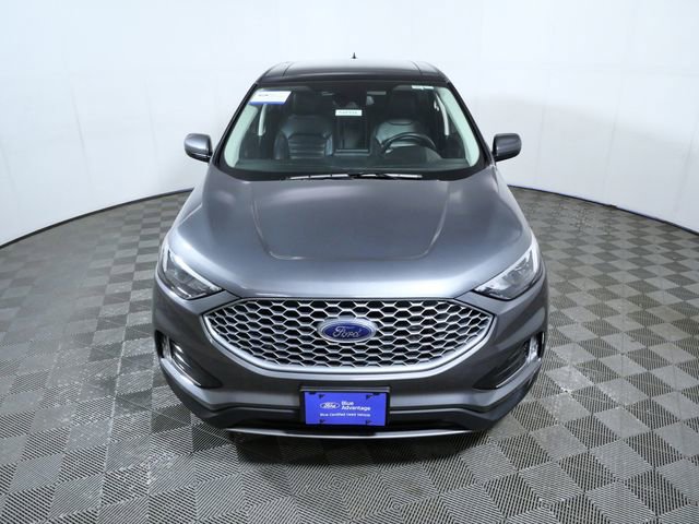 Certified 2024 Ford Edge SEL w/ Convenience Package AWD/4WD image 3