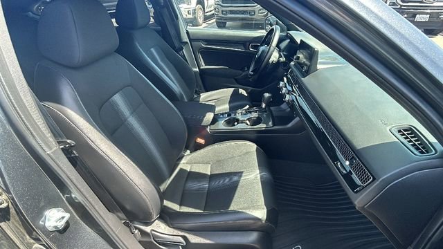 Used 2025 Honda Civic Sport image 11