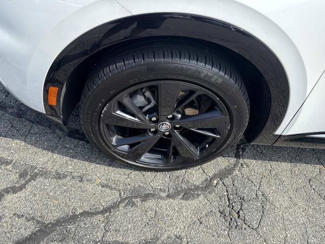 Used 2023 Buick Envision Essence w/ Sport Touring Package image 13