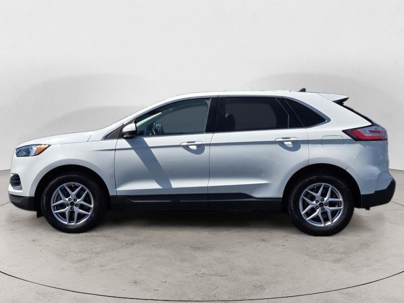 Certified 2024 Ford Edge SEL AWD/4WD image 6