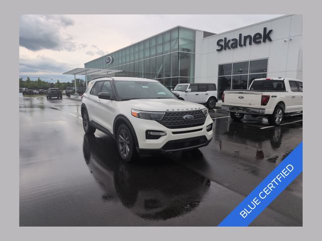 Certified 2023 Ford Explorer XLT w/ Equipment Group 202A