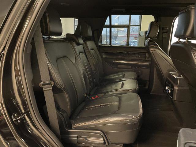 Certified 2023 Ford Expedition Platinum AWD/4WD image 26