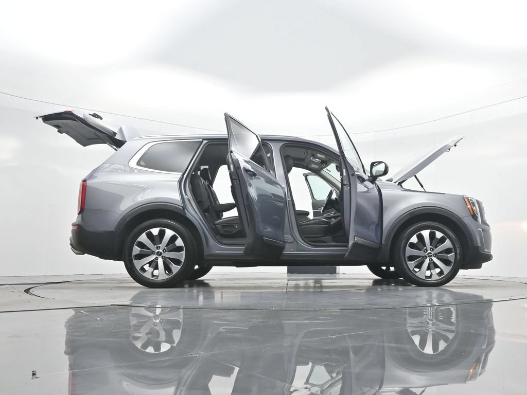 Used 2022 Kia Telluride S AWD/4WD image 45