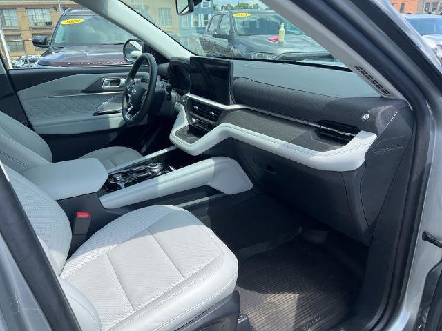 Certified 2025 Ford Explorer Platinum w/ Ultimate Package image 13