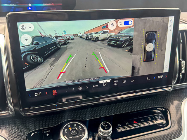 Certified 2025 Ford Expedition Platinum w/ Stealth Appearance Package image 21