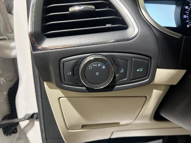 Certified 2018 Ford Edge Titanium w/ Equipment Group 301A image 17