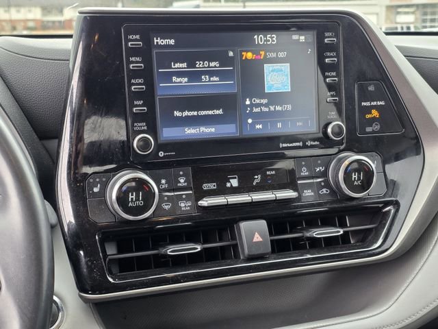 Used 2022 Toyota Highlander XLE image 9