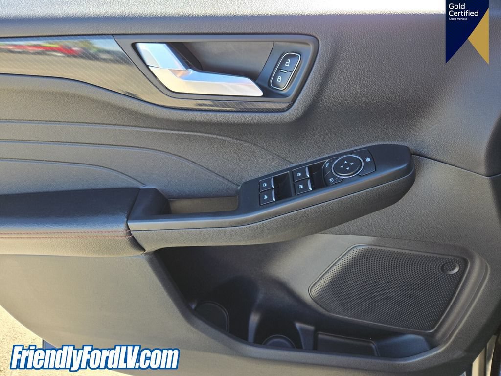 Certified 2025 Ford Escape ST-Line AWD/4WD image 19