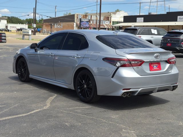 Used 2023 Toyota Camry XSE FWD image 4