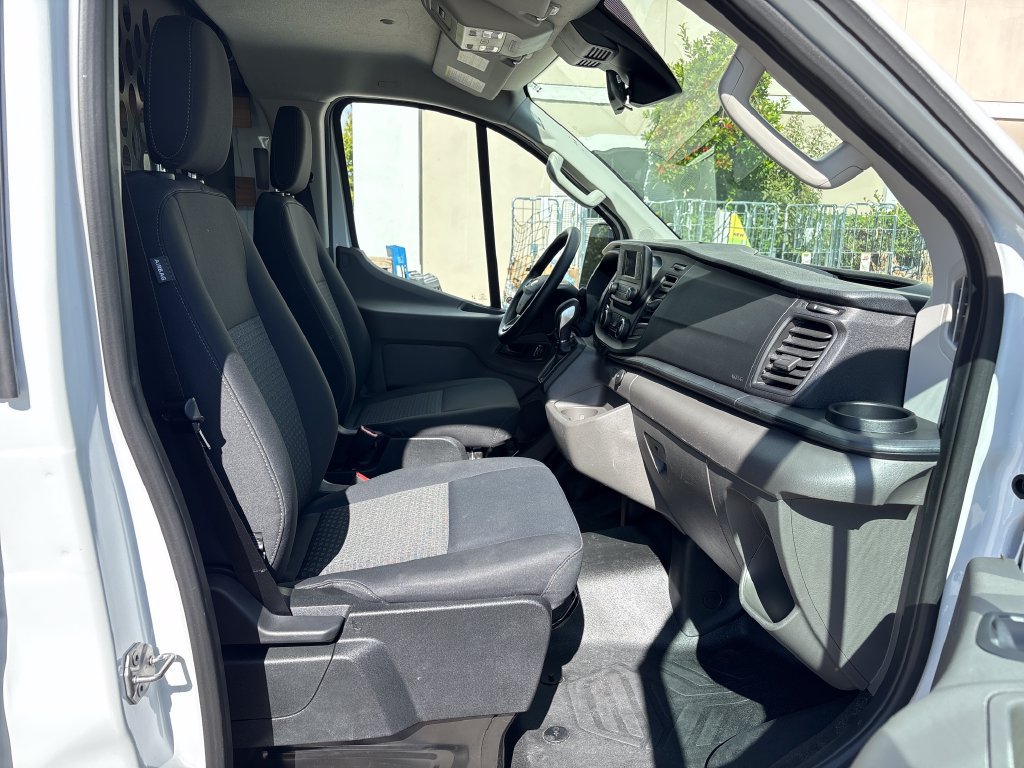 Certified 2025 Ford Transit 250 Low Roof w/ Exterior Upgrade Package RWD image 7