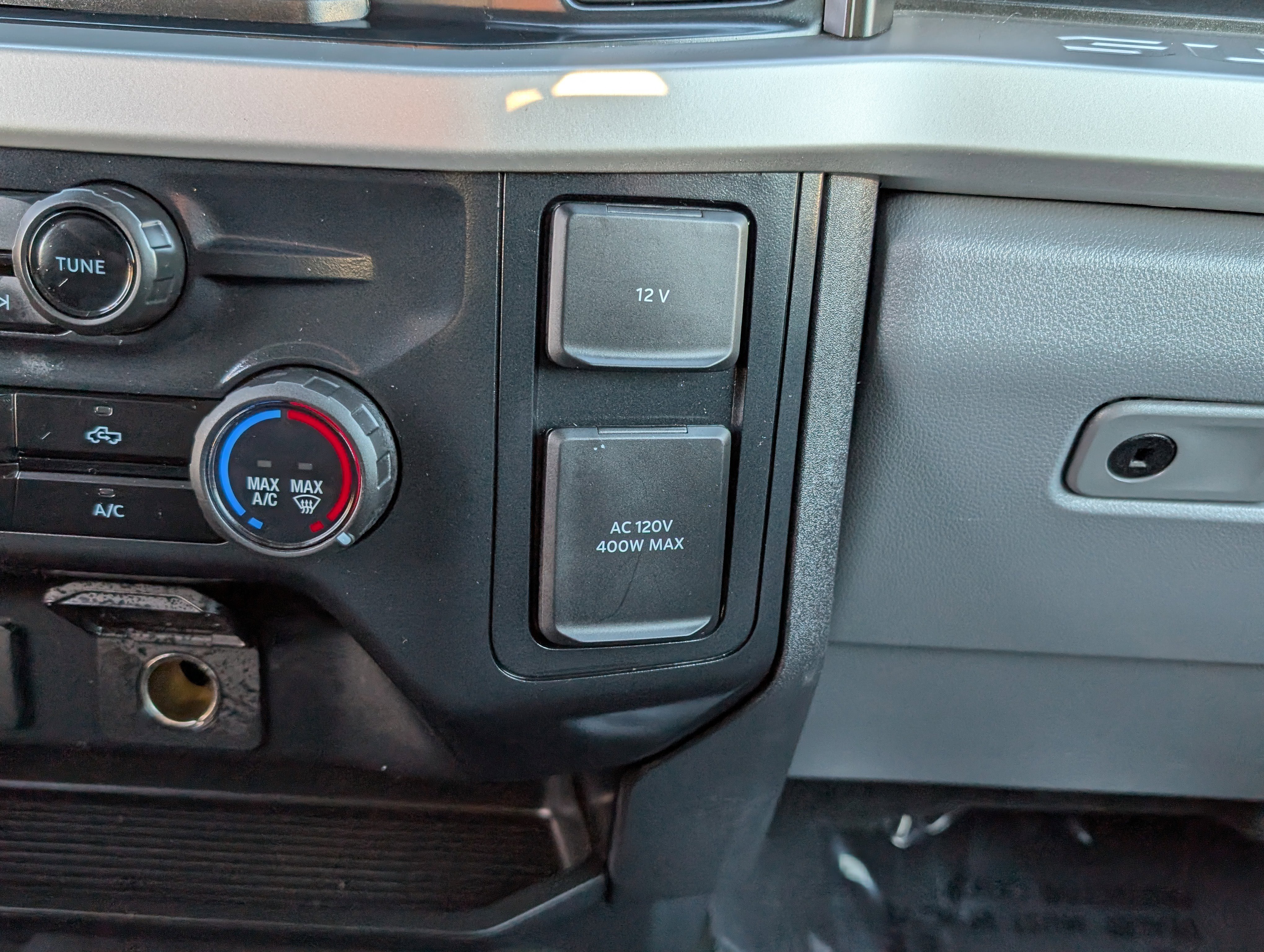 Certified 2024 Ford F250 XL w/ STX Appearance Package image 22